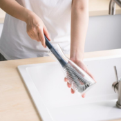 Brosse lave-verre en silicone